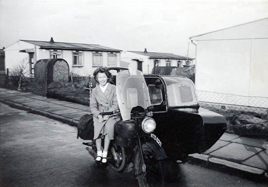 Corness-Motorbike-Sidecar