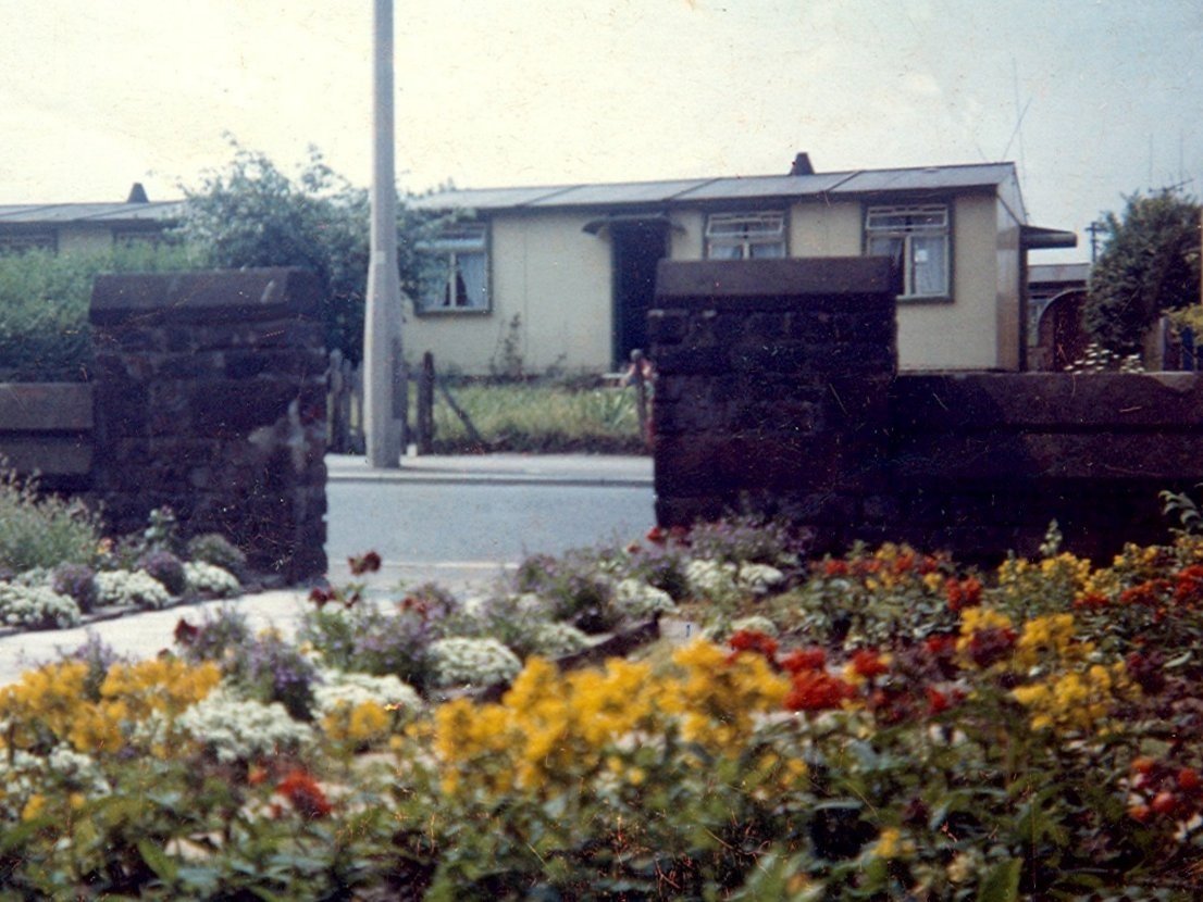 J4_ViewFromStStephensChurchGate_rr3cr1