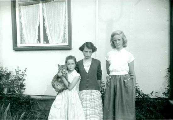 Pip-LindaLorna-Linda-W-Aug-1959