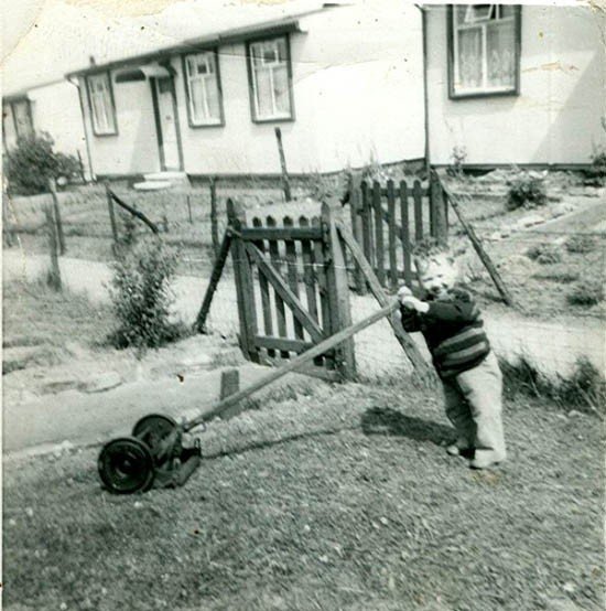 Stephen-Woods-cutting-grass-1961