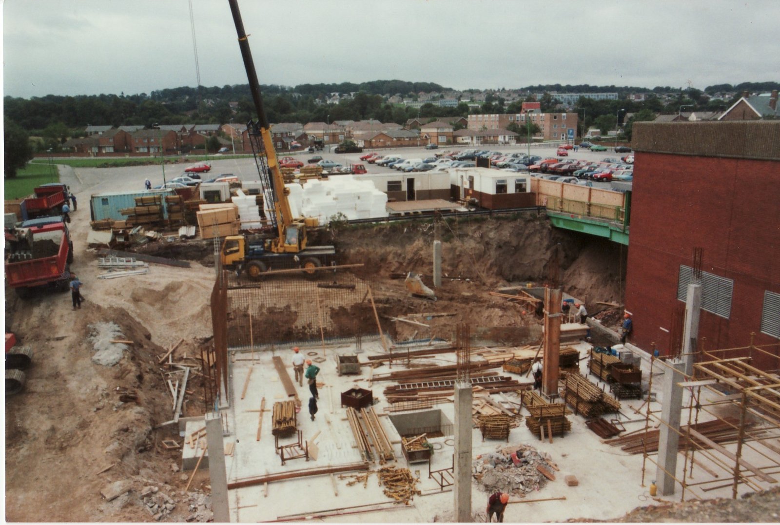 B.V.-shop.centre-exten.-1990