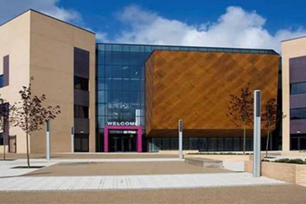 new-gateacre-comprehensive-school-36557796-3259617