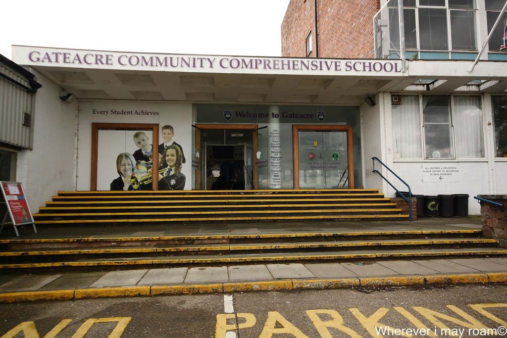 6002613359_32837543a5_b