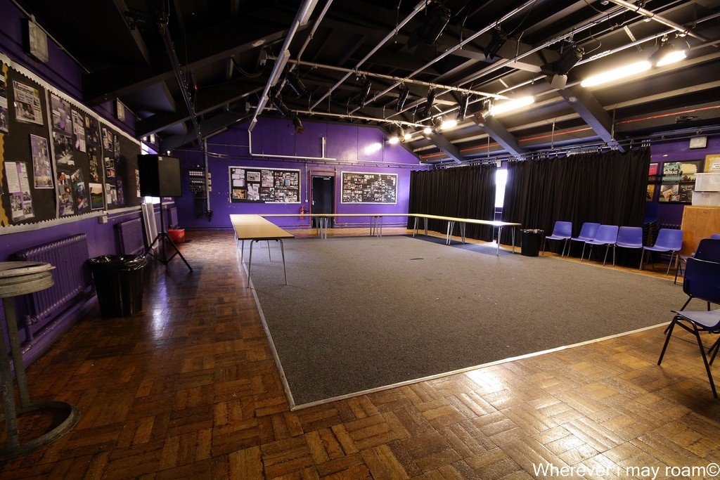 6003187982_5d6b422093_b