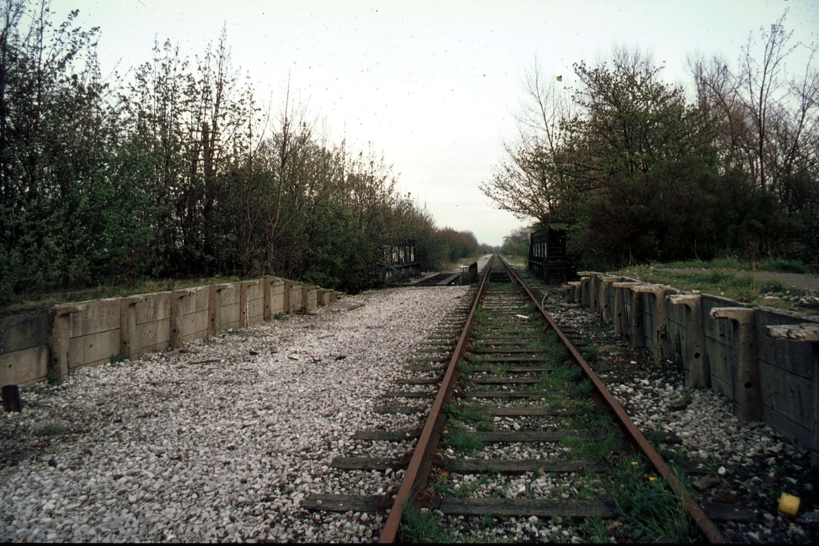 Gateacre-stn-looking-south-1978