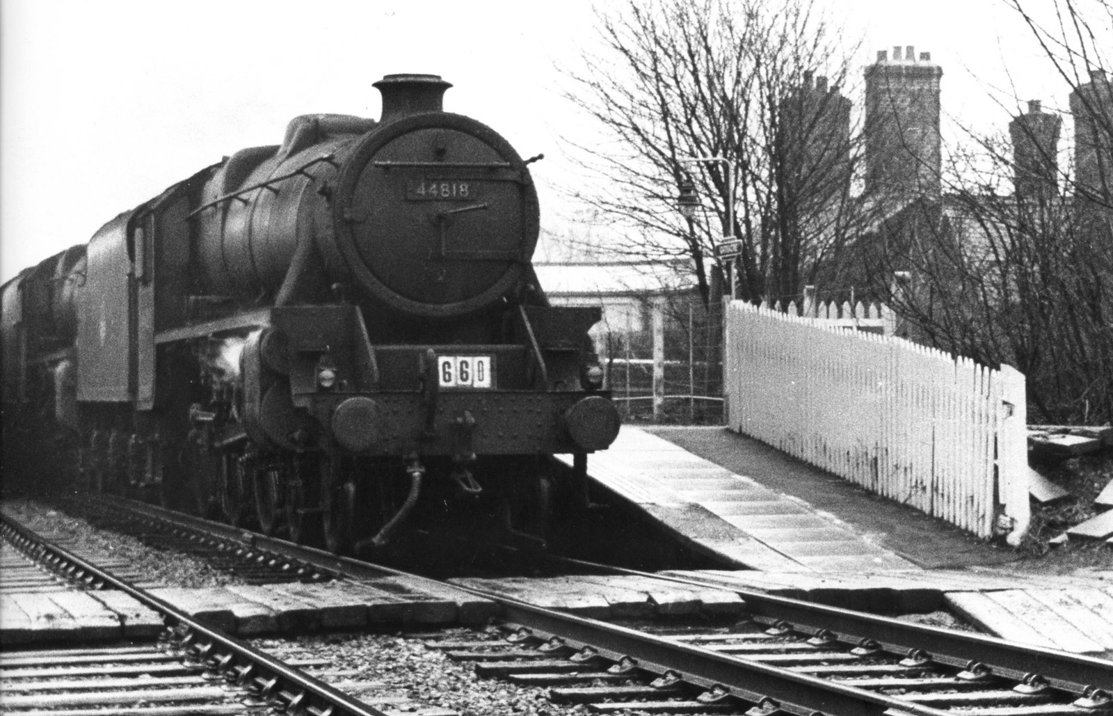 steam-train-at-Gat1958-