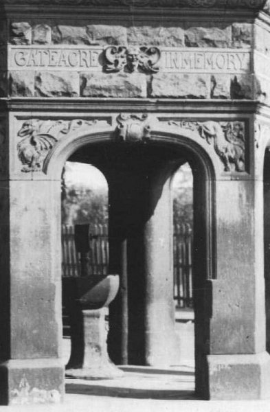 A_Gateacre_WilsonFountainDetail_393x600_5214